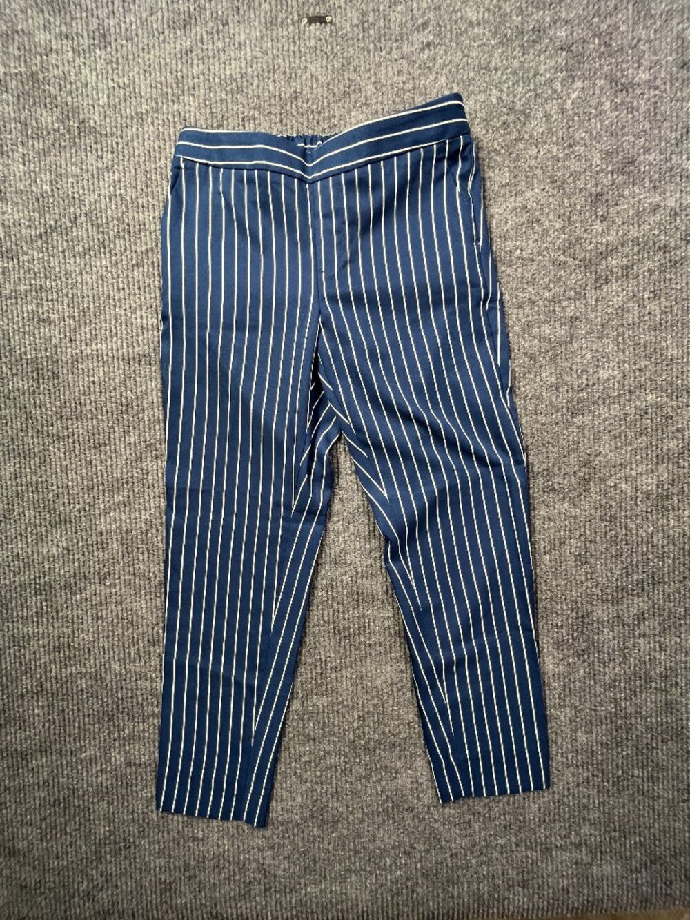 BANANA REPUBLIC Women's Pants Hayden Pull On Straight Striped Print. Size 2P